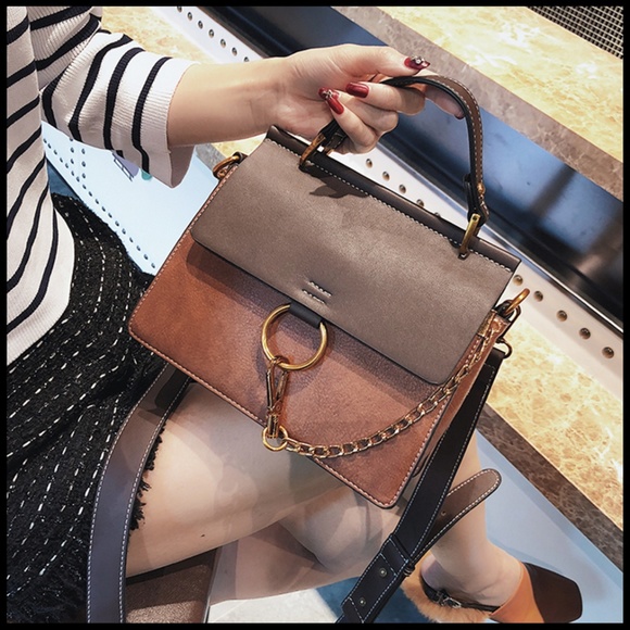 NEW ELLA O Ring Chain Buckle Crossbody - Picture 2 of 8